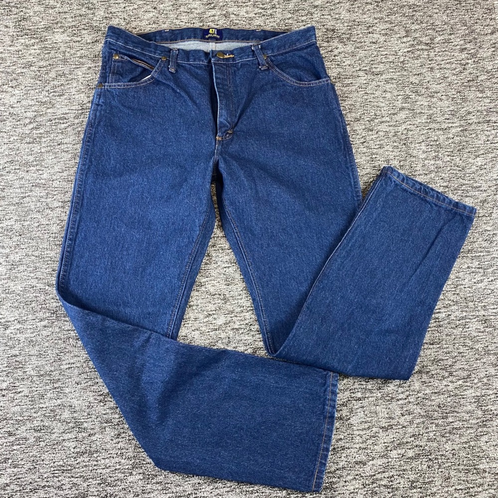 NWOT Wrangler 47MWZ Mens 36x34 Blue Cowboy Cut Regular Fit Straight Jeans